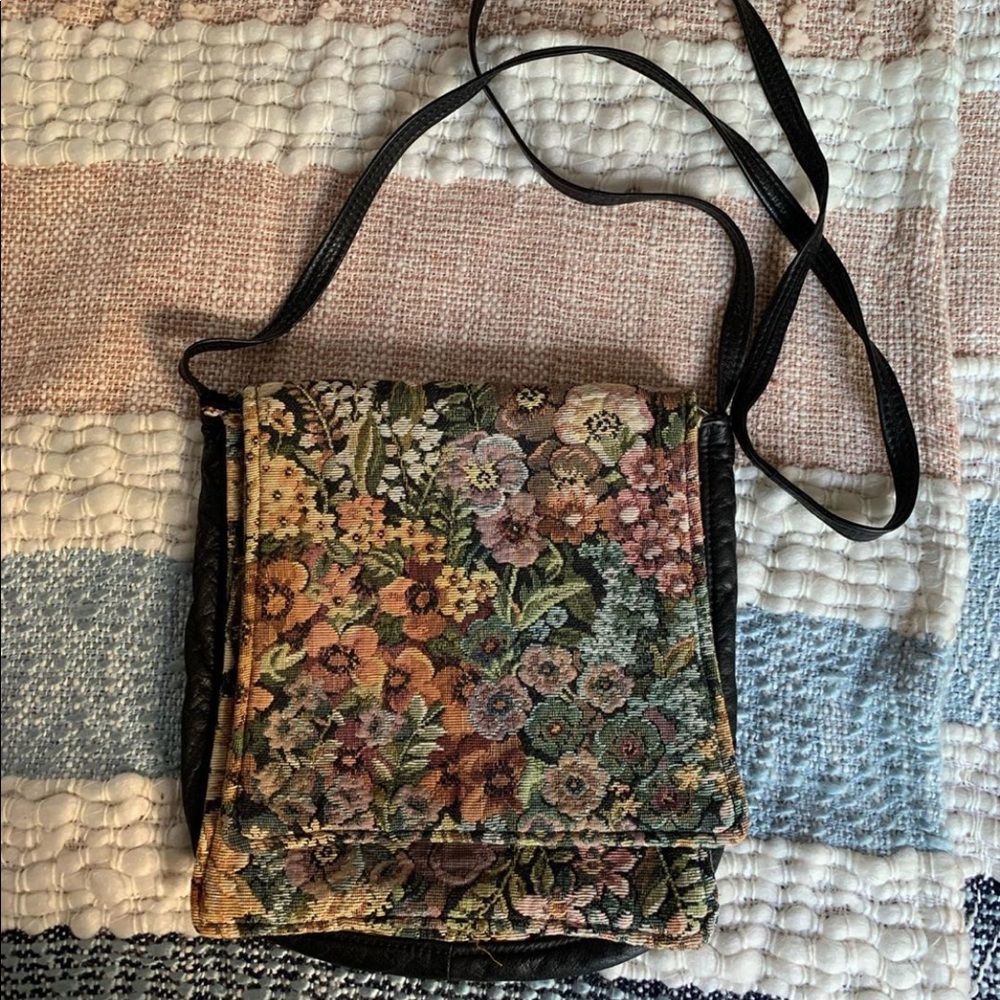 Floral Tapestry Bag